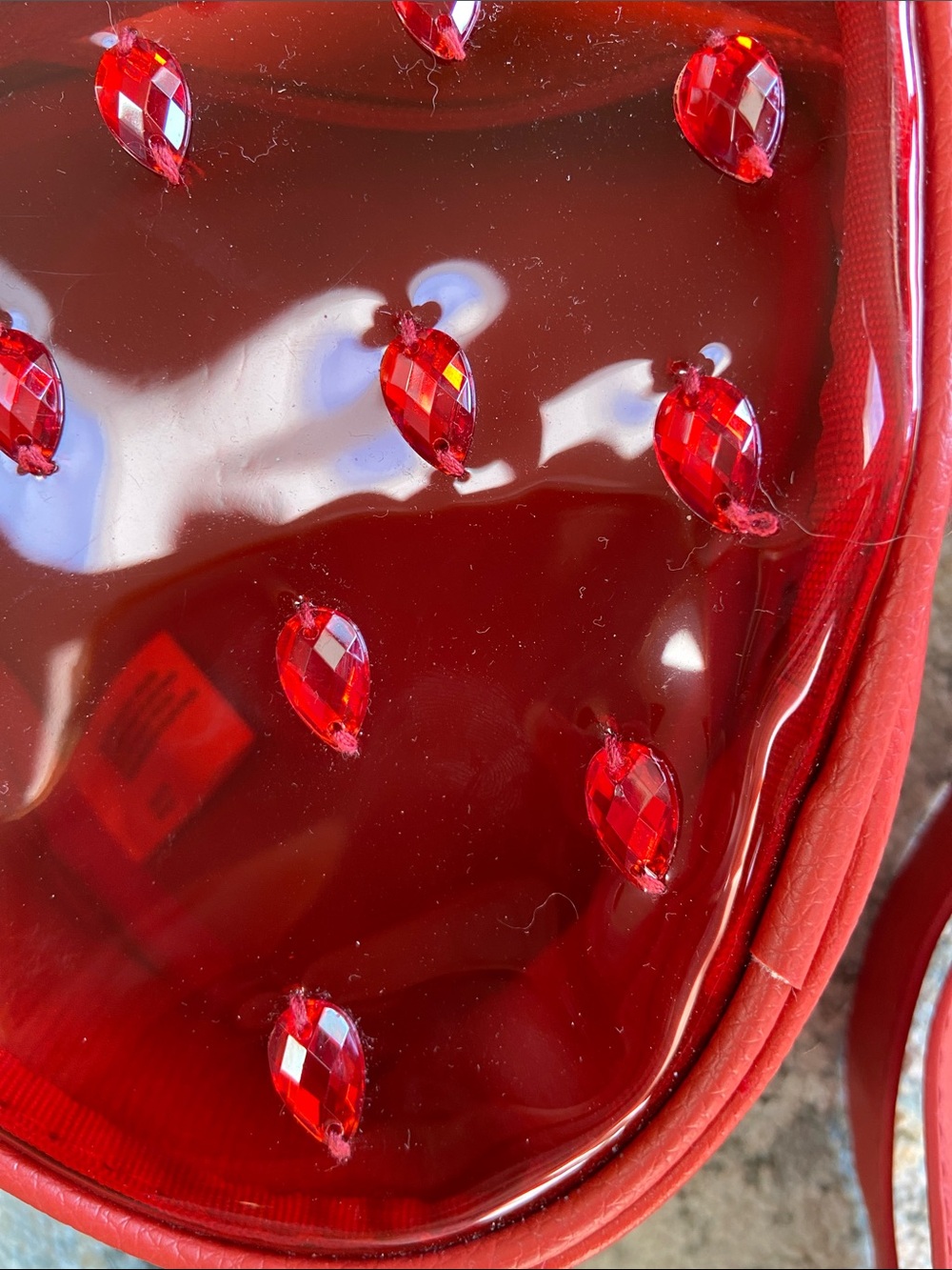 Red Strawberry Crossbody Bag Bath & Body Works - Picture 9 of 10
